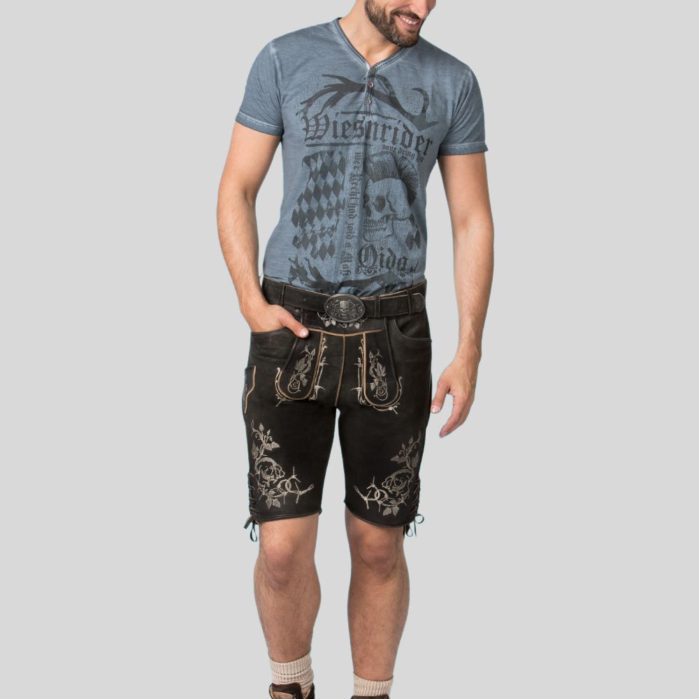 Beyond Oktoberfest: Men's Lederhosen for a stylish and comfortable travel companion.