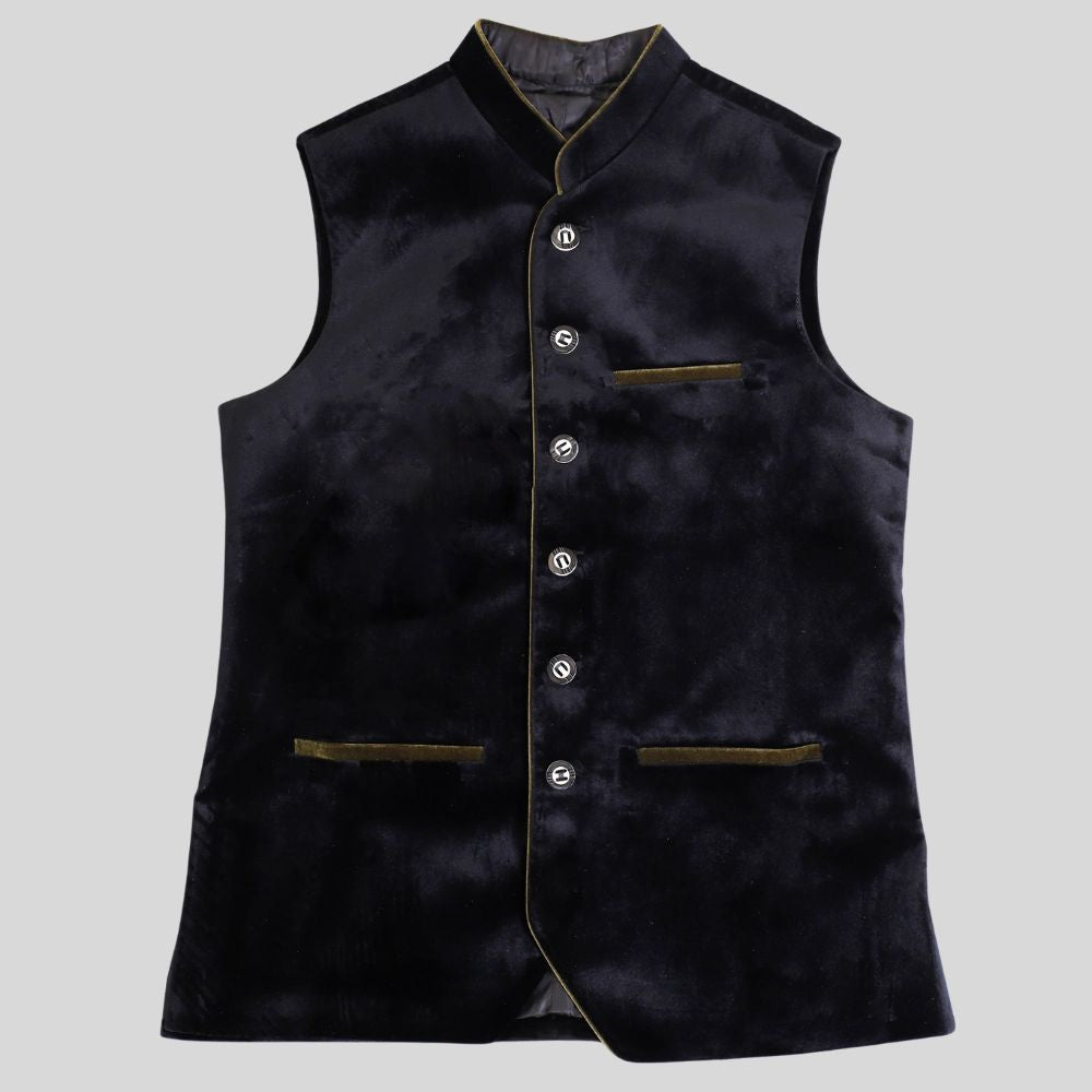 "Elegant Bavarian vest for men - Traditional Oktoberfest style with detailed embroidery for a standout look."