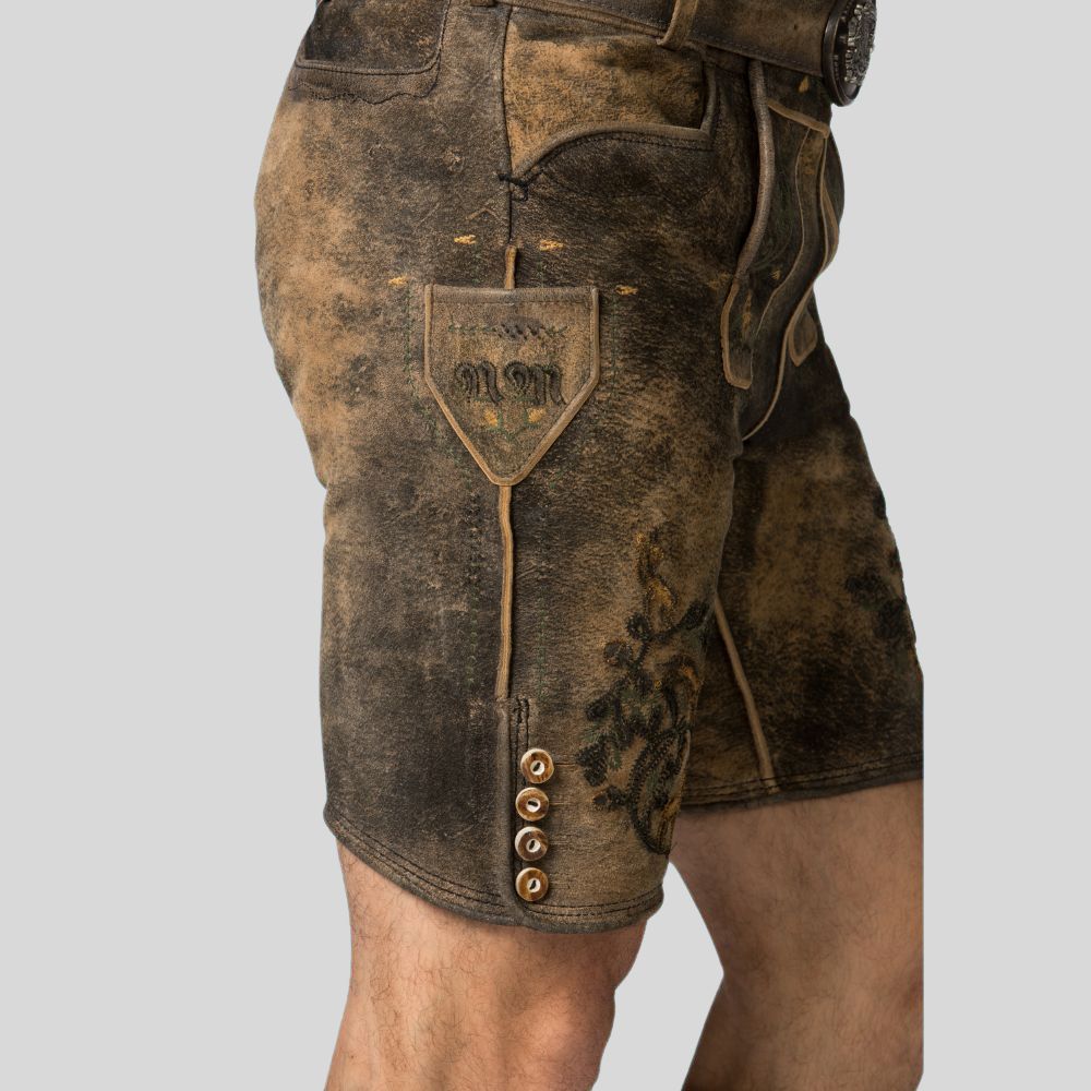 A Modern Twist on Tradition: Embrace vintage style with our collection of men's vintage-inspired Lederhosen.